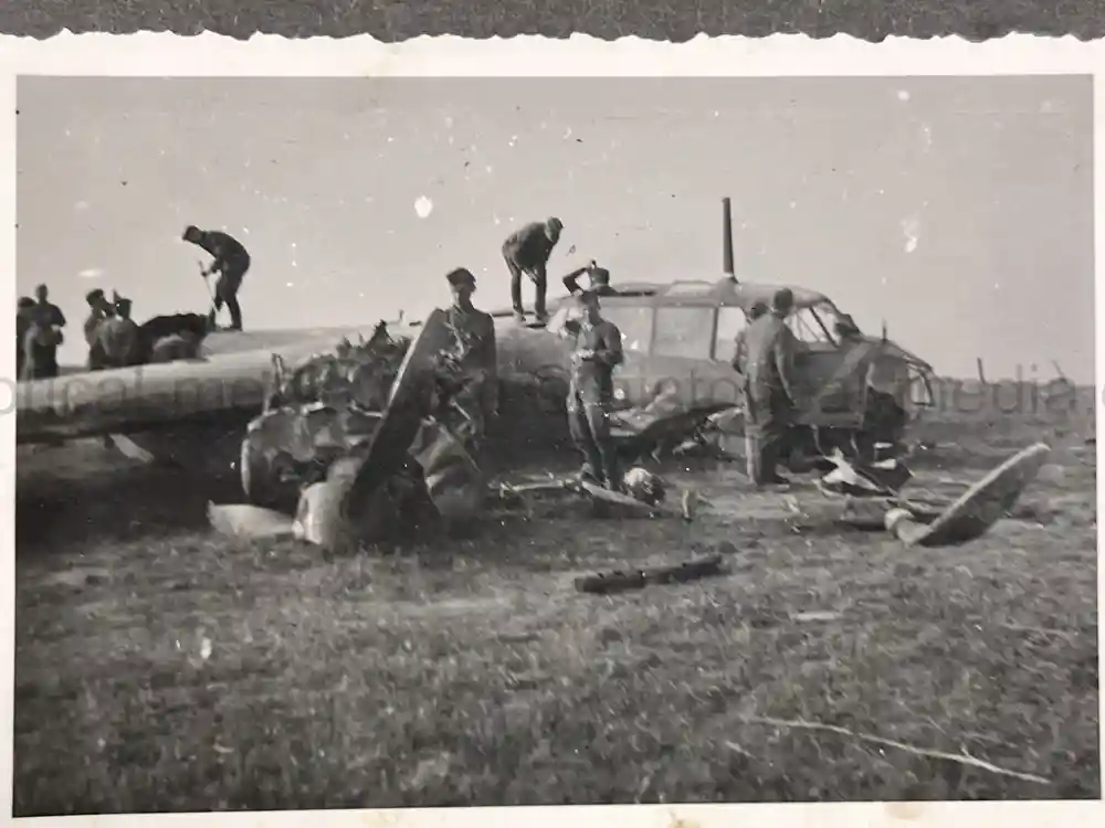 WWII GERMAN ARMY PHOTO ALBUM - POLAND, FRANCE, RUSSIA - GREAT COMBAT IMAGES!