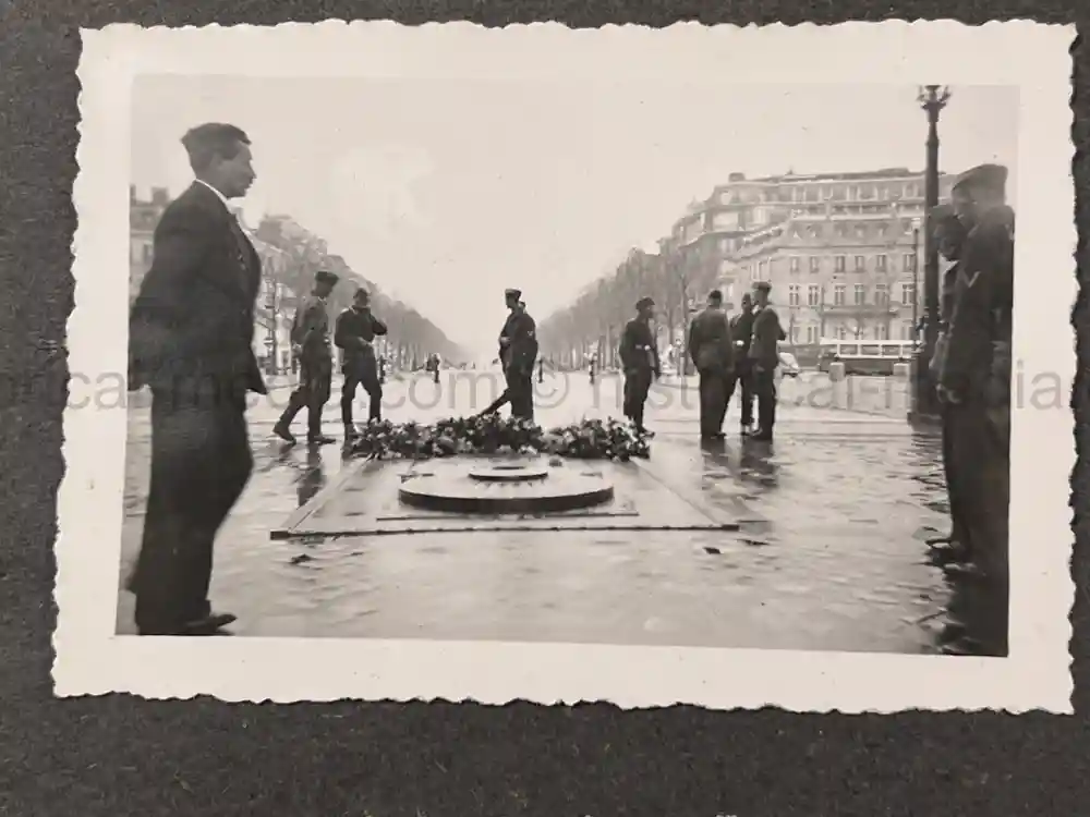 WWII GERMAN ARMY PHOTO ALBUM - POLAND, FRANCE, RUSSIA - GREAT COMBAT IMAGES!