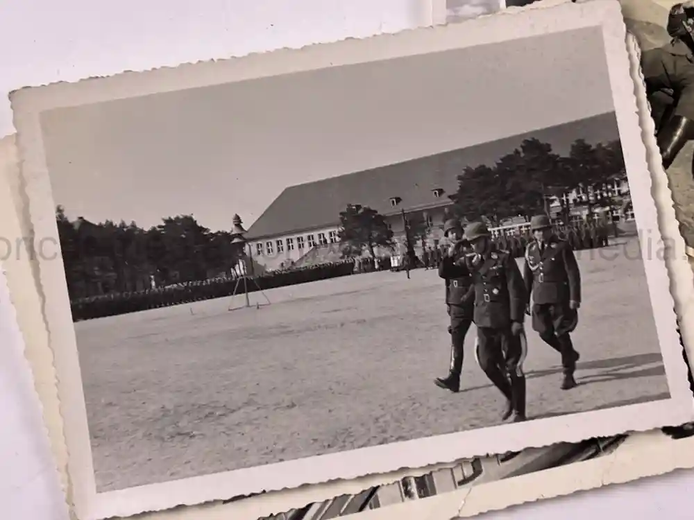 WWII GERMAN PHOTO GROUPING - GENERALMAJORS DER LUFTWAFFE OSKAR KRAPP