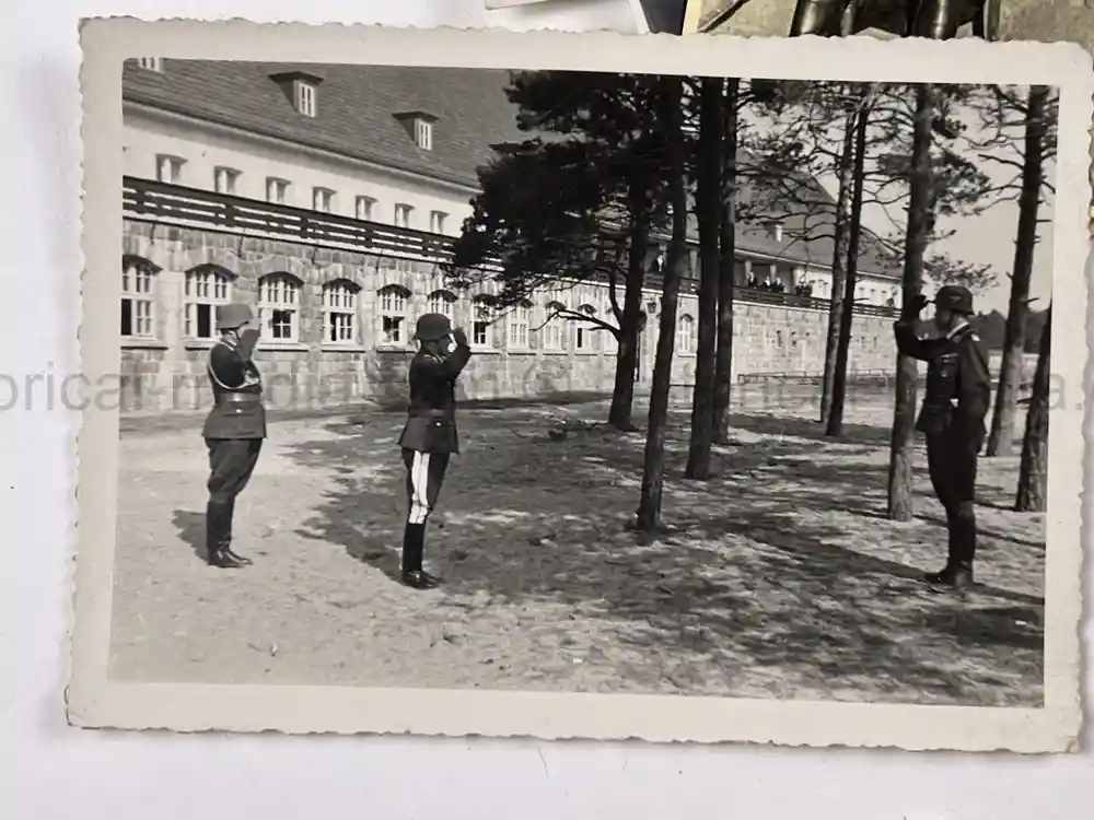 WWII GERMAN PHOTO GROUPING - GENERALMAJORS DER LUFTWAFFE OSKAR KRAPP