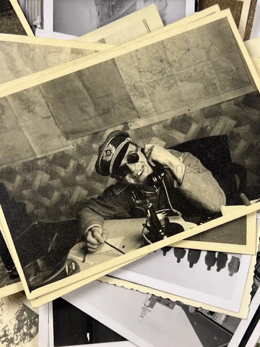 WWII GERMAN GEBIRGSJÄGER OFFICER PHOTO GROUPING - NORWAY, FINLAND