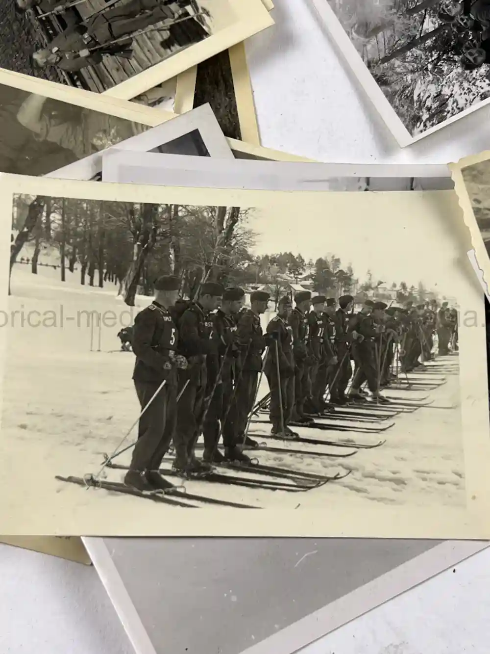 WWII GERMAN GEBIRGSJÄGER OFFICER PHOTO GROUPING - NORWAY, FINLAND