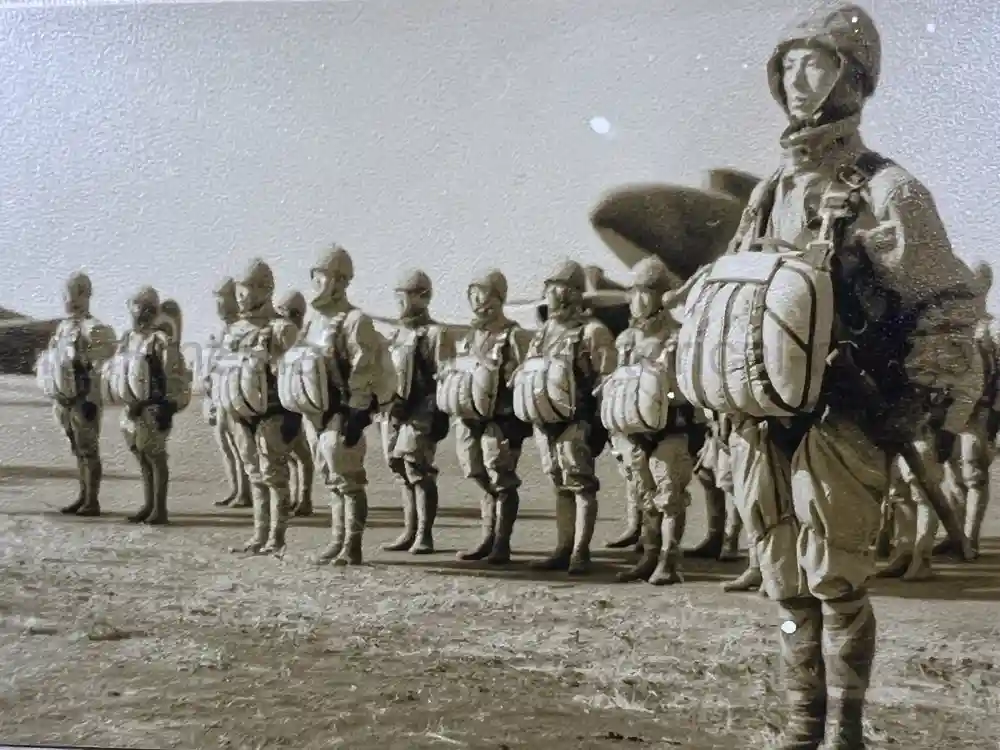 ULTRA RARE JAPANESE WWII COMMEMORATIVE PHOTO ALBUM FOR MOVIE 