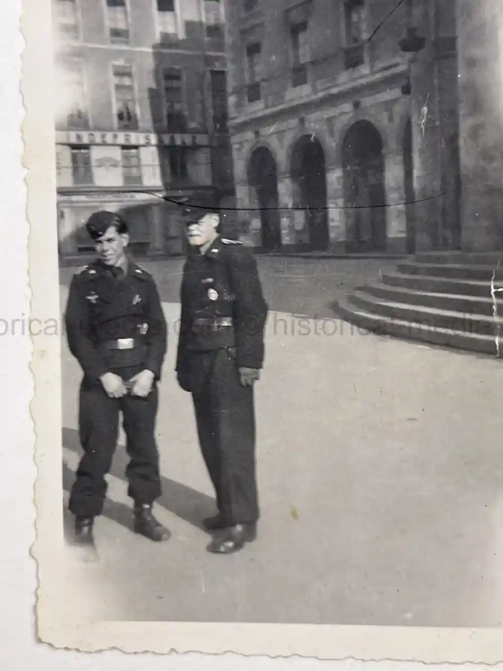 WWII GERMAN ARMY PHOTO ALBUM - PANZER SOLDIER - FRANCE 1940