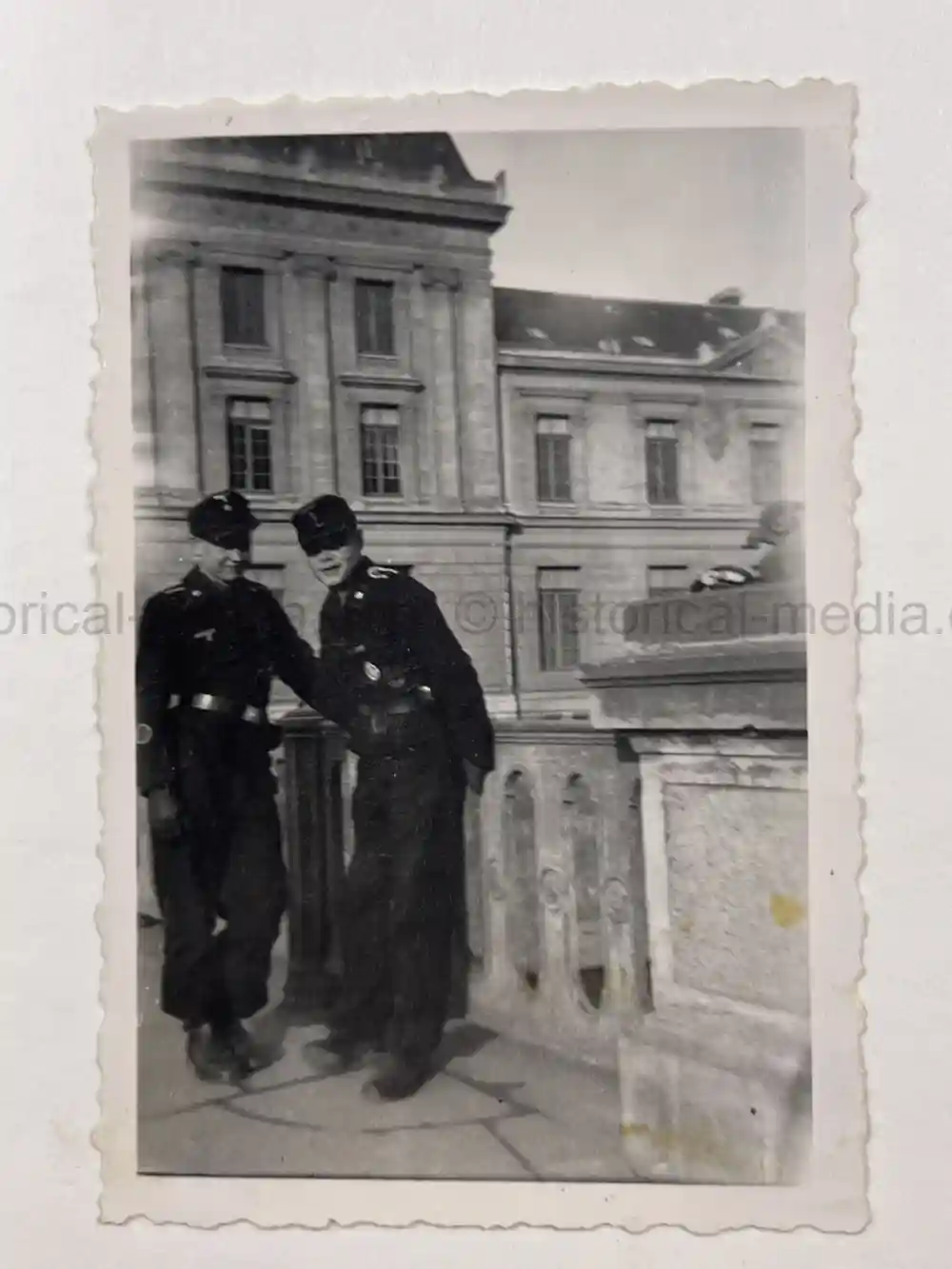 WWII GERMAN ARMY PHOTO ALBUM - PANZER SOLDIER - FRANCE 1940