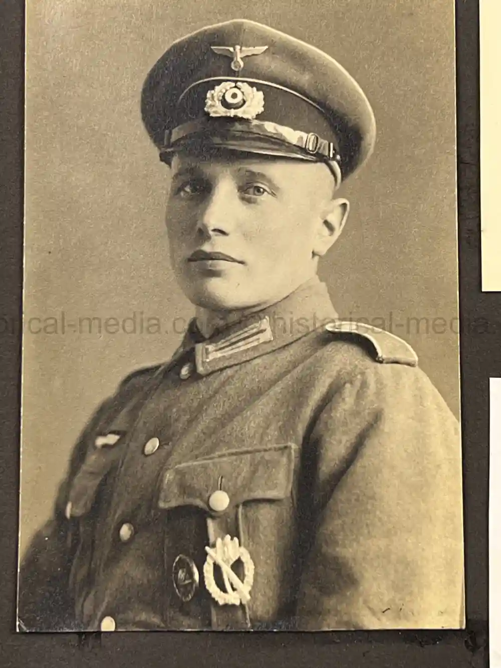 WWII GERMAN LUFTWAFFE PHOTO ALBUM - POLAND, FRANCE, RUSSIA WWII GERMAN LUFTWAFFE PHOTO ALBUM - POLAND, FRANCE, RUSSIA WWII GERMAN LUFTWAFFE PHOTO ALBUM - POLAND, FRANCE, RUSSIA