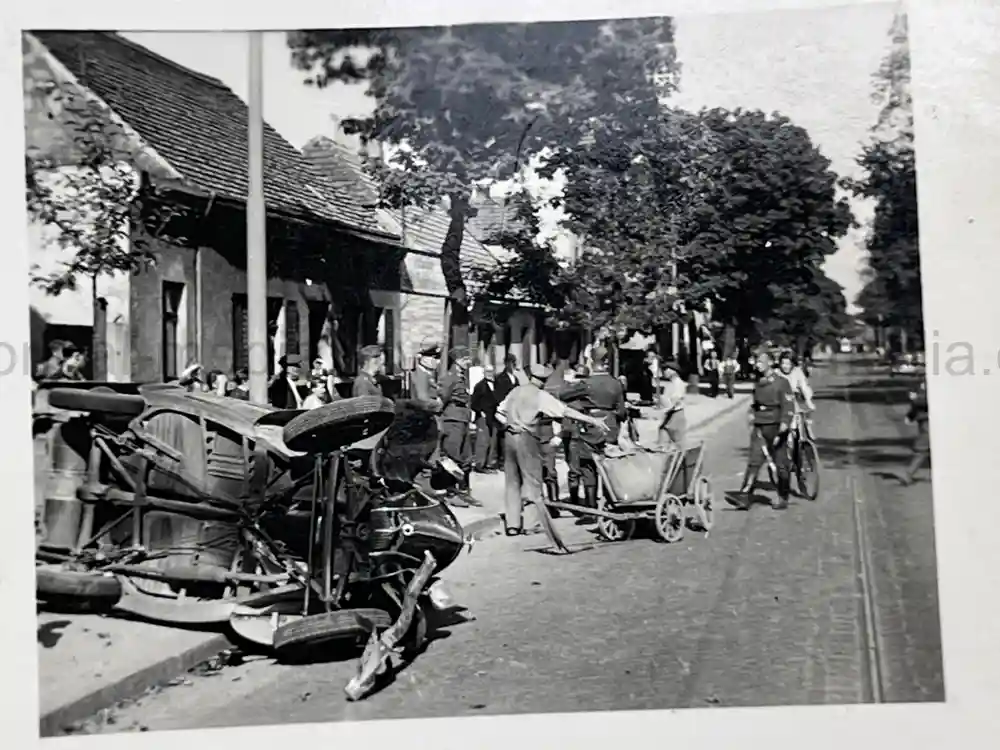 WWII GERMAN LUFTWAFFE PHOTO ALBUM - POLAND, FRANCE, RUSSIA WWII GERMAN LUFTWAFFE PHOTO ALBUM - POLAND, FRANCE, RUSSIA WWII GERMAN LUFTWAFFE PHOTO ALBUM - POLAND, FRANCE, RUSSIA