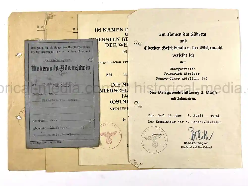 WWII GERMAN AWARD DOCUMENT GROUPING - 3. PANZER DIVISION