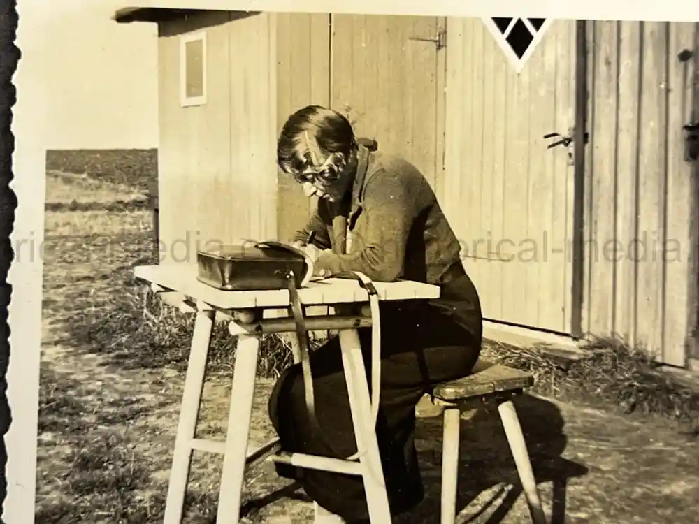 GERMAN GIRL'S BDM PHOTO ALBUM