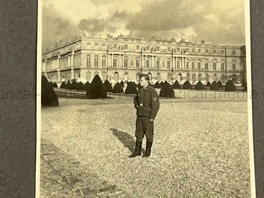 WWII GERMAN LUFTWAFFE PHOTO ALBUM - FALLSCHIRMJÄGER -FRANCE 1944/45