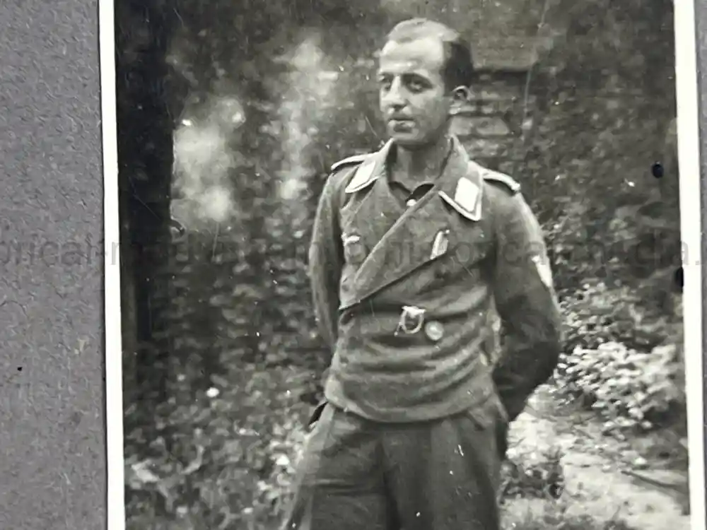 WWII GERMAN LUFTWAFFE PHOTO ALBUM - FALLSCHIRMJÄGER -FRANCE 1944/45