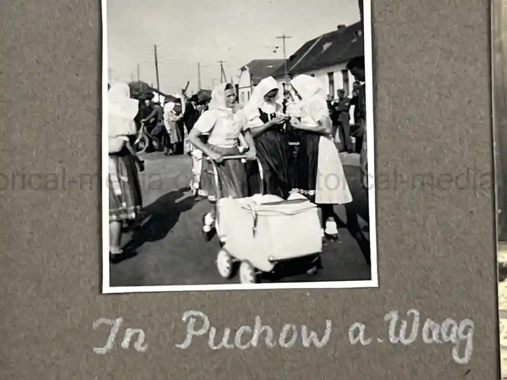 WWII GERMAN LUFTWAFFE PHOTO ALBUM - FALLSCHIRMJÄGER -FRANCE 1944/45