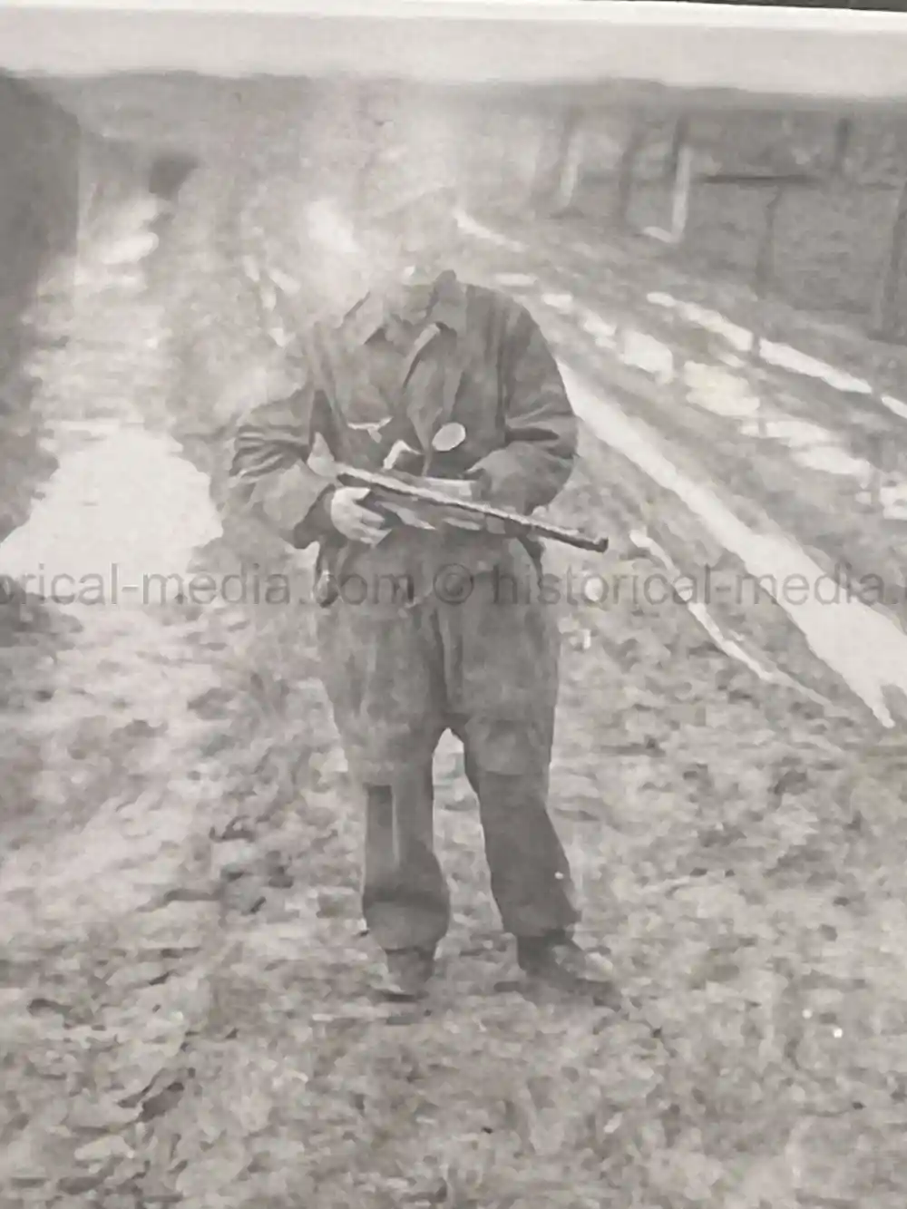 WWII GERMAN LUFTWAFFE PHOTO ALBUM - FALLSCHIRMJÄGER -FRANCE 1944/45