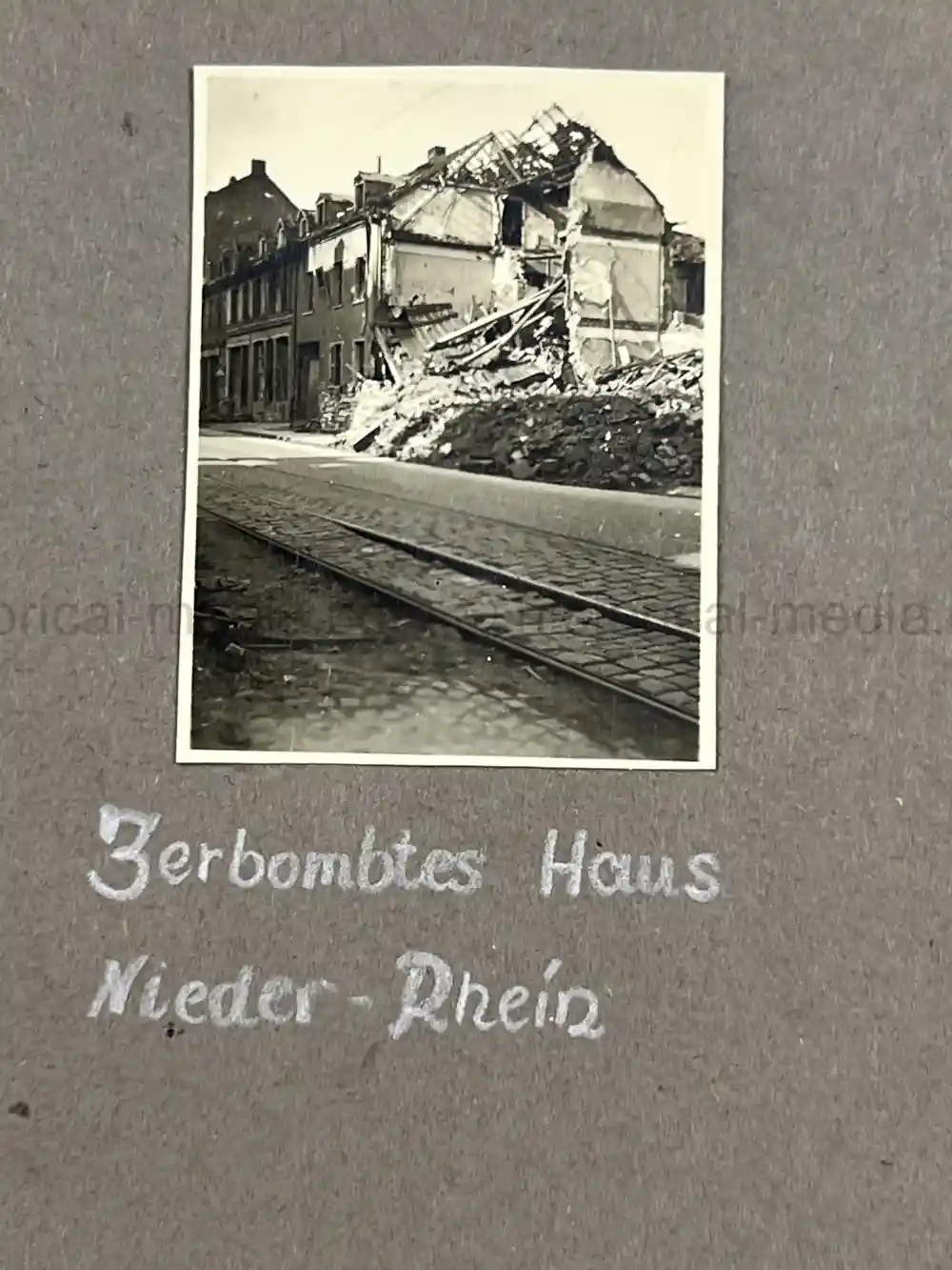 WWII GERMAN LUFTWAFFE PHOTO ALBUM - FALLSCHIRMJÄGER -FRANCE 1944/45