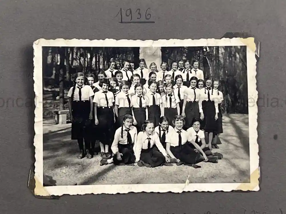 WWII GERMAN GIRL'S BDM PHOTO ALBUM