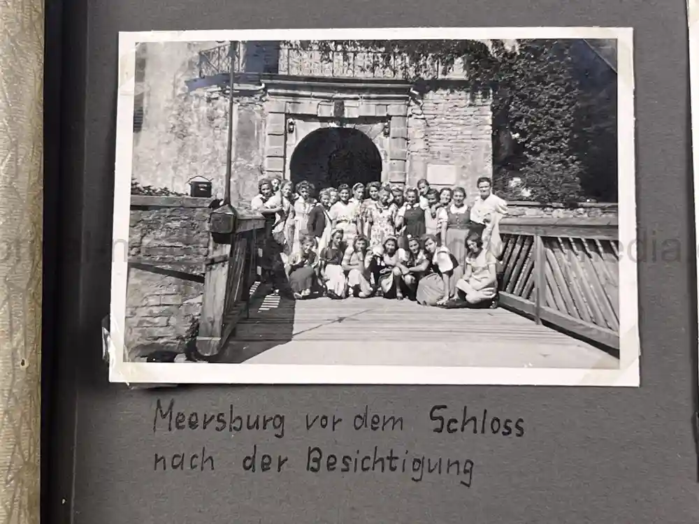 WWII GERMAN GIRL'S BDM PHOTO ALBUM