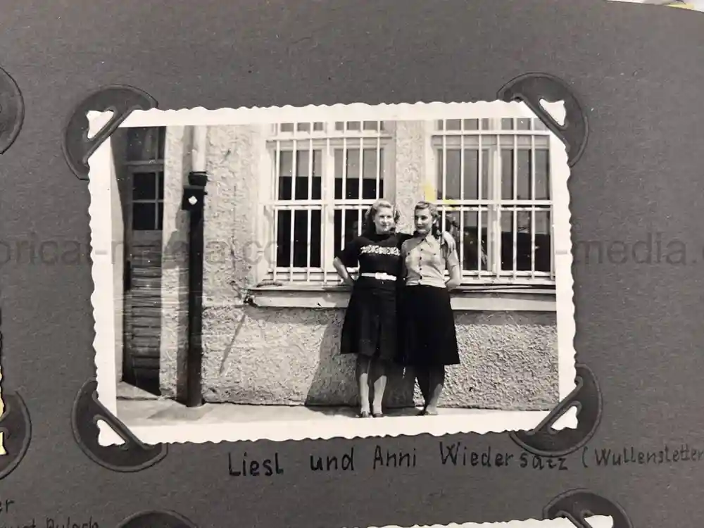 WWII GERMAN GIRL'S BDM PHOTO ALBUM