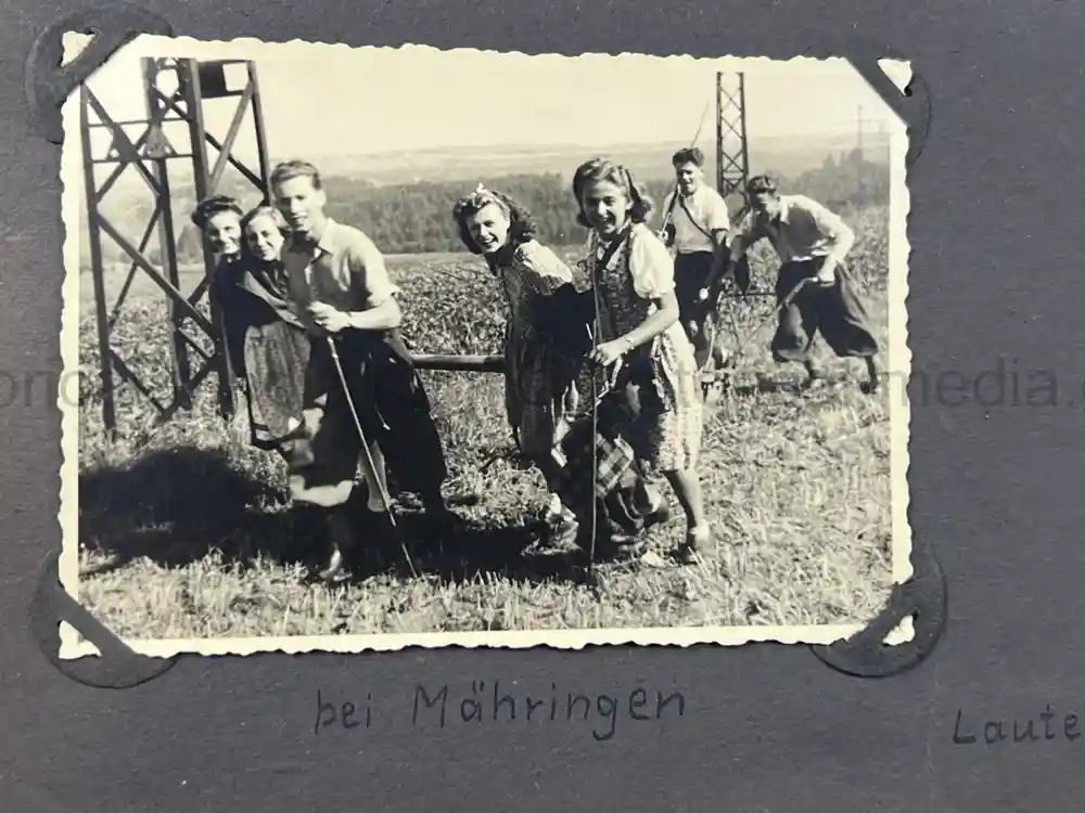 WWII GERMAN GIRL'S BDM PHOTO ALBUM