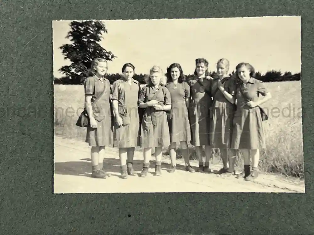 GERMAN WWII GIRL'S RAD PHOTO ALBUM - KARAWANKENHOF, PRAGUE 1944