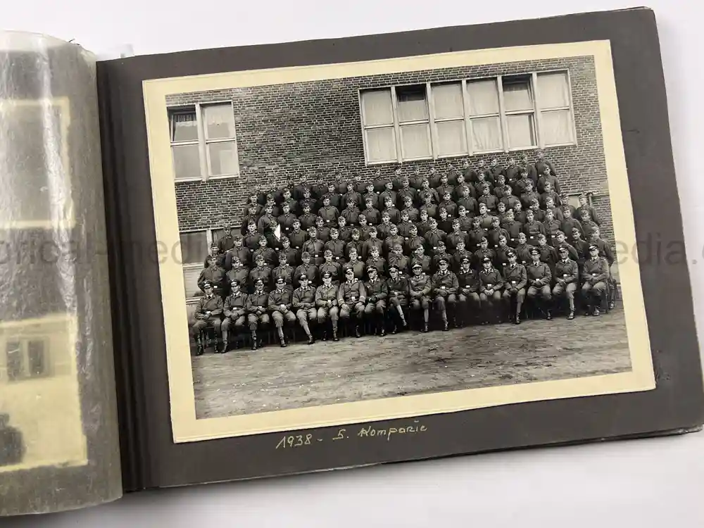 WWII GERMAN ARMY PHOTO ALBUM - RUSSIA CAMPAIGN