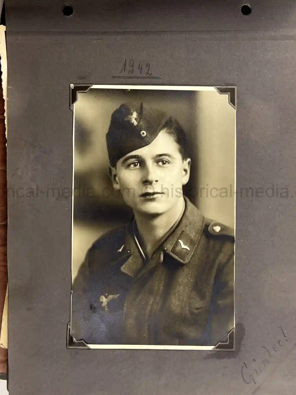 3x WWII GERMAN PHOTO ALBUMS - LUFTWAFFE, HEER