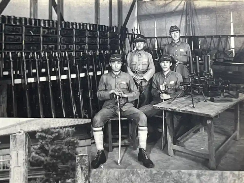 1930s JAPANESE MILITARY BOYS SCHOOL & ARMY PHOTO ALBUM
