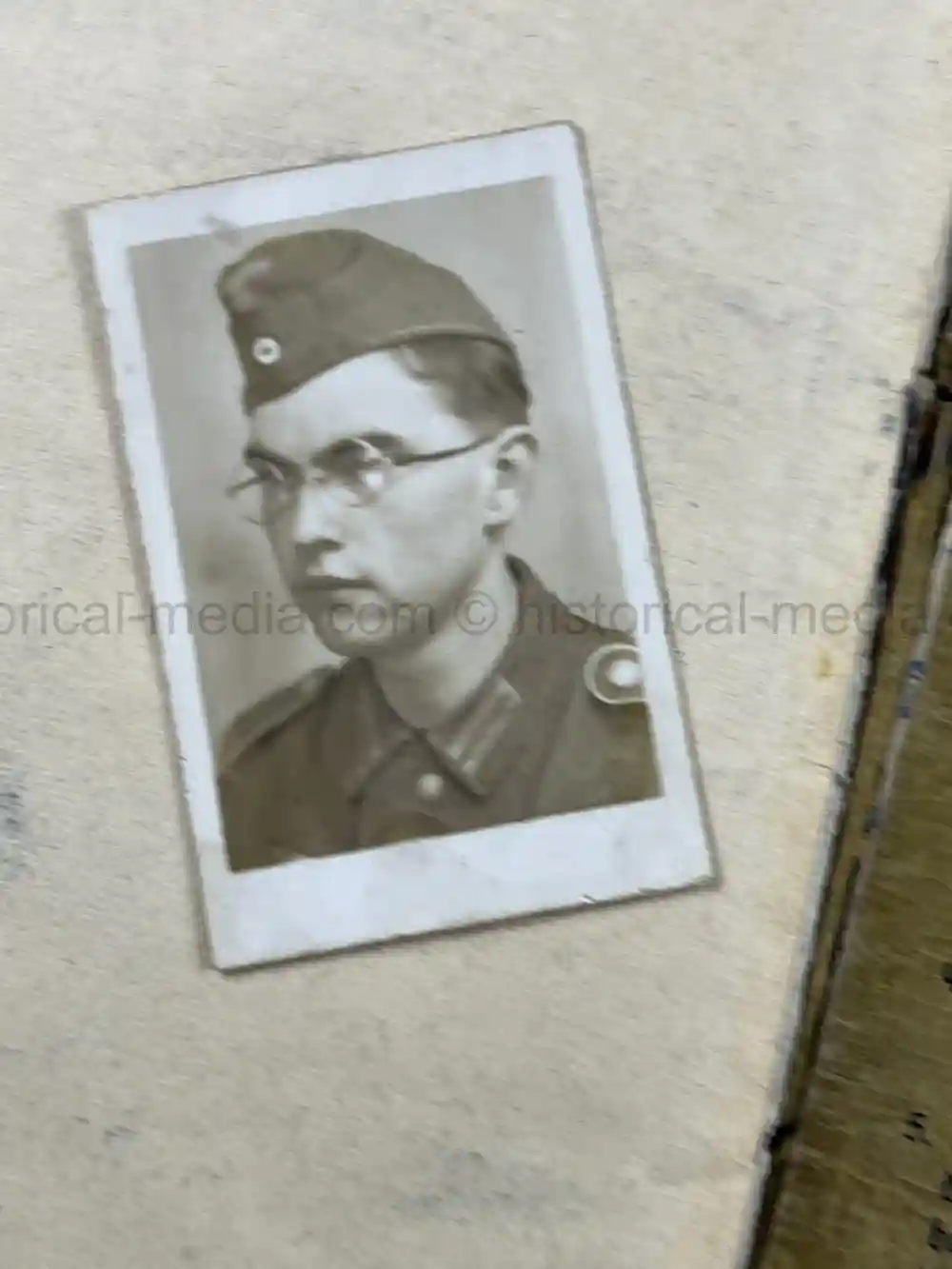 SOLDBUCH & AWARD DOCUMENT GROUPING - PANZER PIONIER - 12. PANZER DIVISION