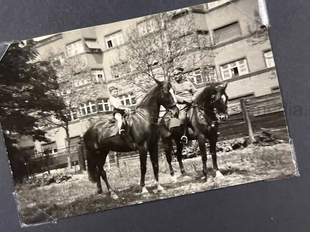 WWII GERMAN GENERAL'S PHOTO ALBUM - GENERALT. ALFRED VON PUTTKAMMER