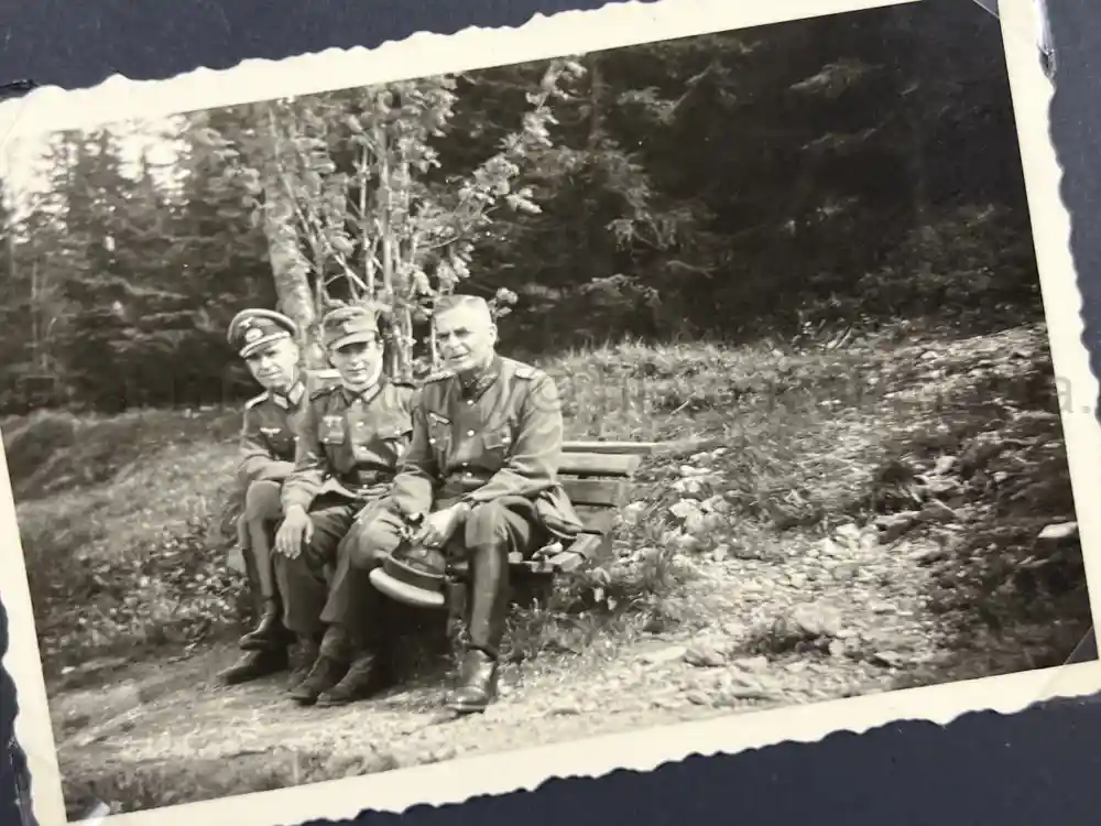 WWII GERMAN GENERAL'S PHOTO ALBUM - GENERALT. ALFRED VON PUTTKAMMER