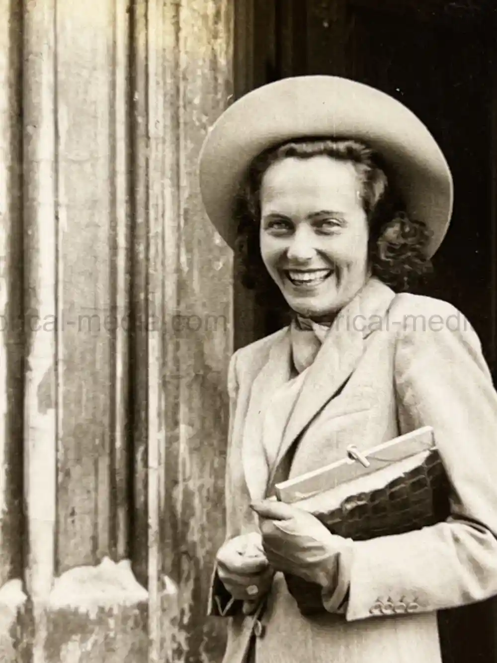 FÜHRERHAUPTQUARTIER & REGIMENT GENERAL GÖRING PHOTO ALBUM - RARE!