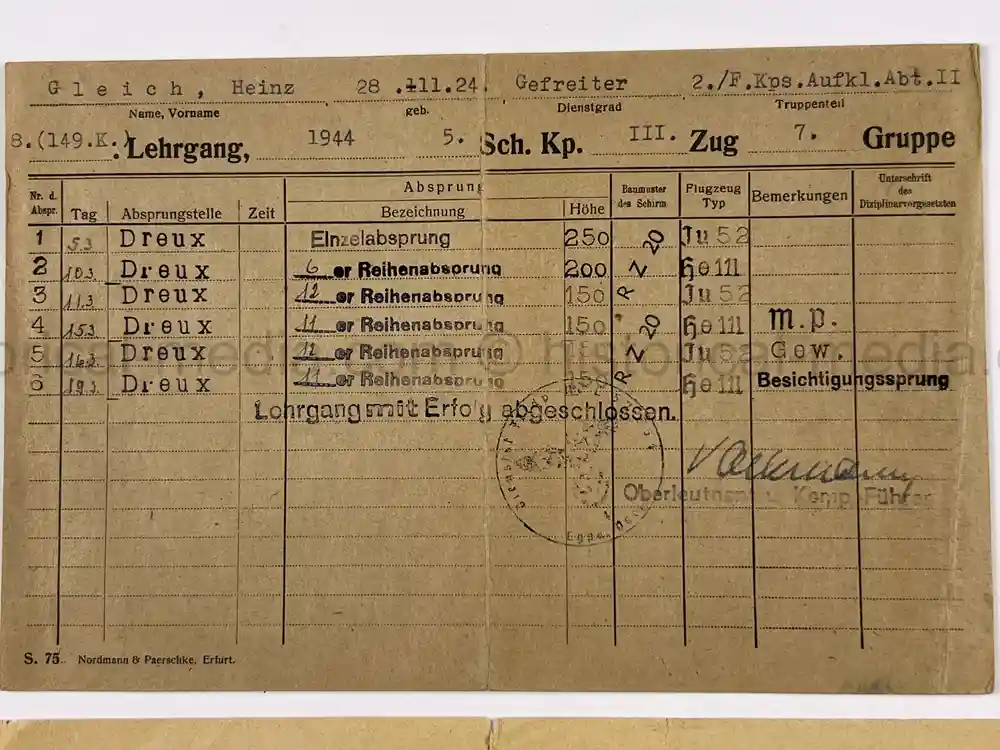 RARE FALLSCHIRMJÄGER DOCUMENT GROUPING - JUMP QUALIFICATION FLUGBUCH