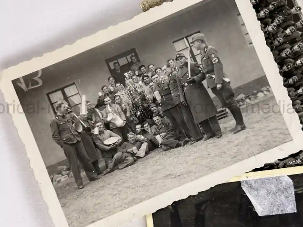 WWII GERMAN PHOTO & DOCUMENT GROUPING - JAGD KOMMANDO 3