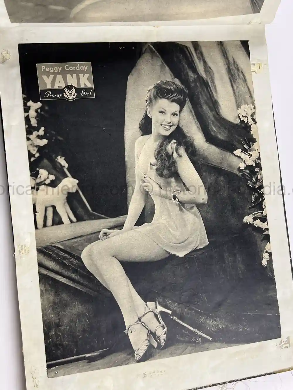 LARGE WWII GI COLLECTION OF GIRLY MAGAZINE CLIPPINGS