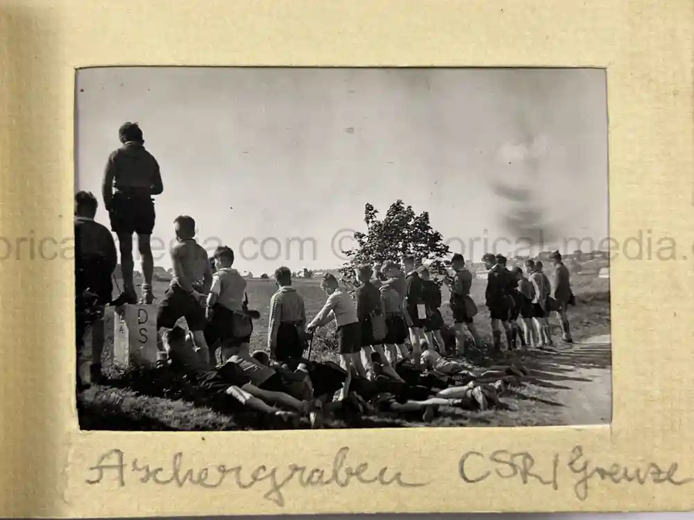 HITLER JUGEND PHOTO ALBUM