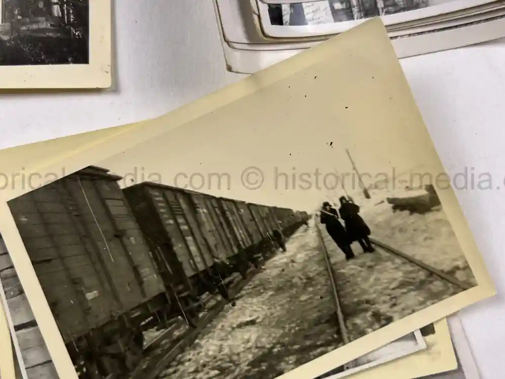 WWII GERMAN ARMY PHOTO GROUPING