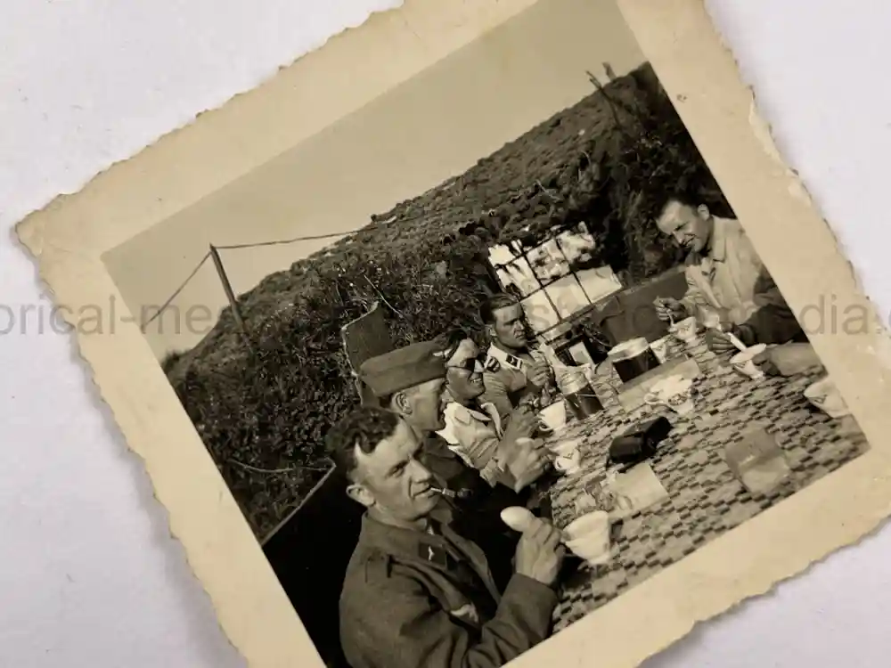 WWII GERMAN ARMY PHOTO GROUPING