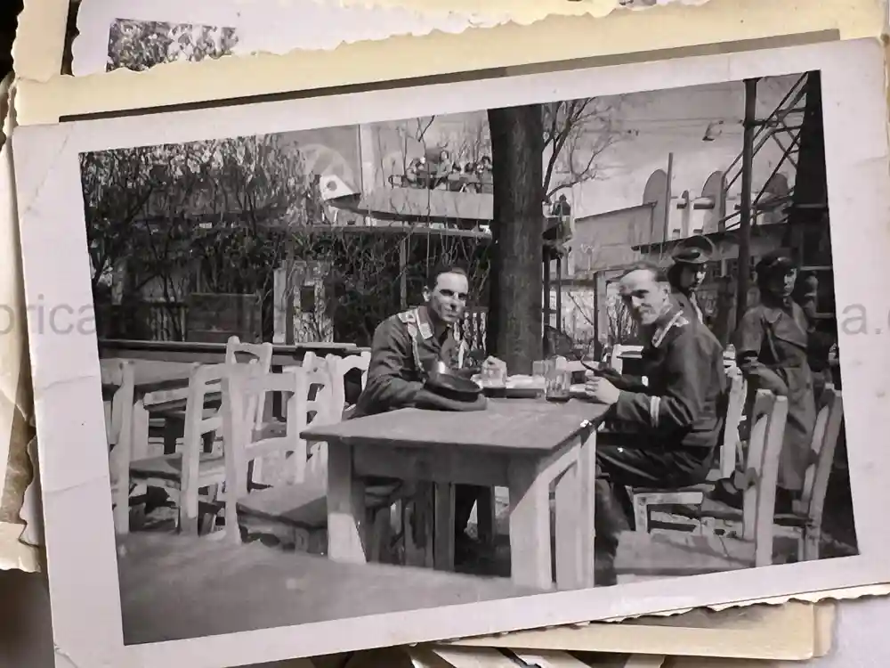 WWII GERMAN ARMY PHOTO GROUPING