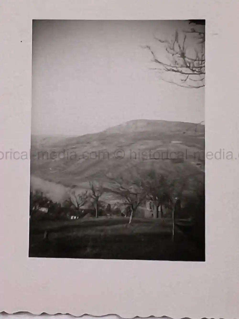 US WWII PHOTO GROUPING - FRANCE, GERMANY 1944-45 US WWII PHOTO GROUPING - FRANCE, GERMANY 1944-45