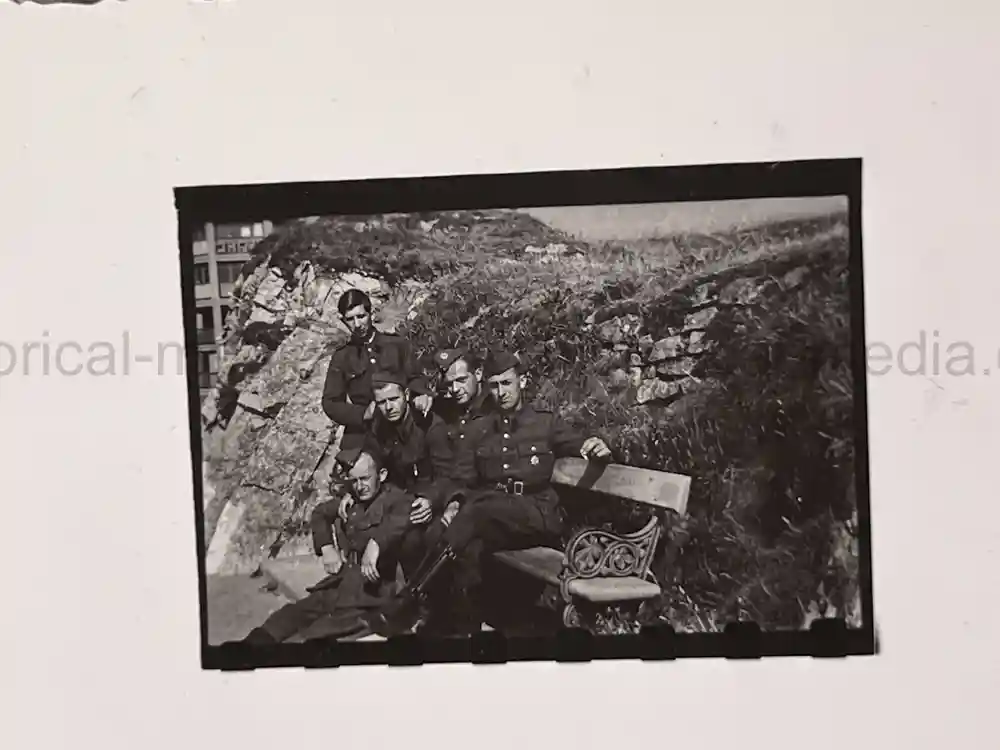 US WWII PHOTO GROUPING - FRANCE, GERMANY 1944-45 US WWII PHOTO GROUPING - FRANCE, GERMANY 1944-45