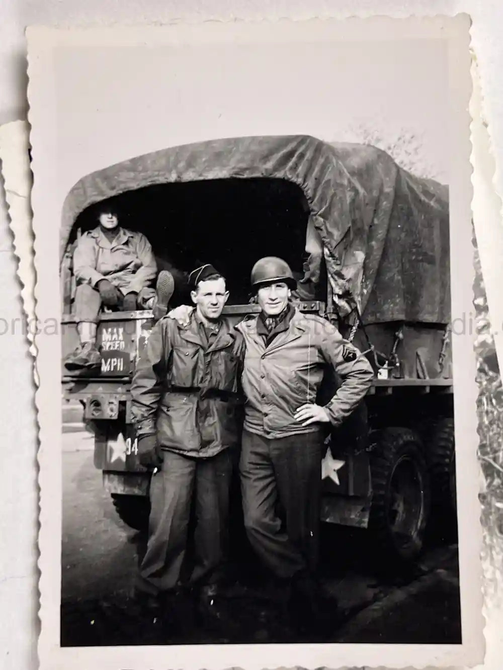 US WWII PHOTO GROUPING - FRANCE, GERMANY 1944-45 US WWII PHOTO GROUPING - FRANCE, GERMANY 1944-45