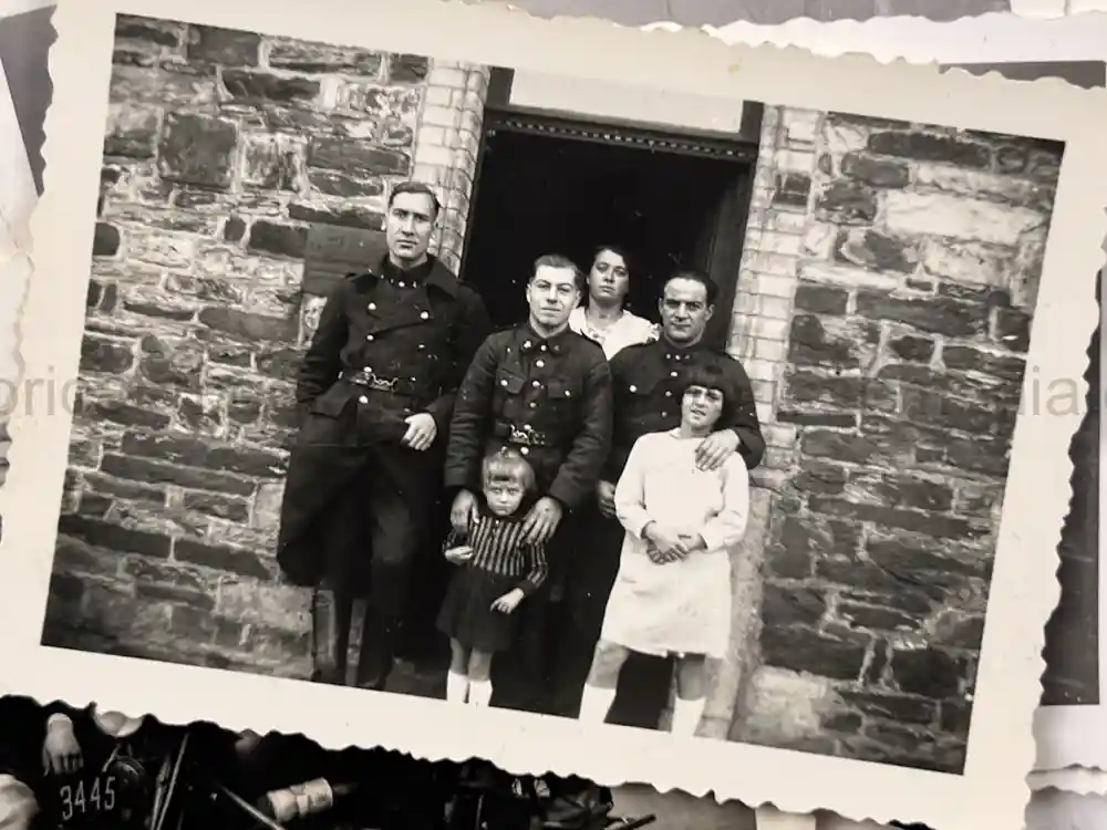 US WWII PHOTO GROUPING - FRANCE, GERMANY 1944-45 US WWII PHOTO GROUPING - FRANCE, GERMANY 1944-45