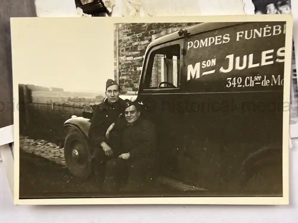 US WWII PHOTO GROUPING - FRANCE, GERMANY 1944-45 US WWII PHOTO GROUPING - FRANCE, GERMANY 1944-45