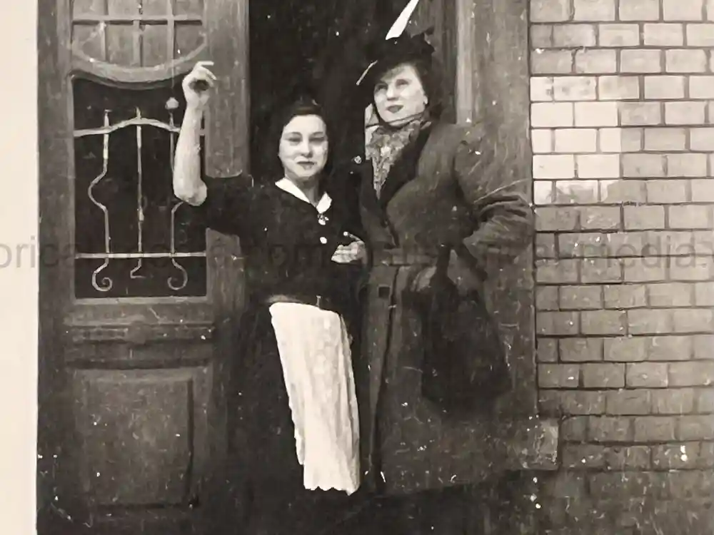 US WWII PHOTO ALBUM - ENGLAND, FRANCE, GERMANY - NICE! US WWII PHOTO ALBUM - ENGLAND, FRANCE, GERMANY - NICE! US WWII PHOTO ALBUM - ENGLAND, FRANCE, GERMANY - NICE! US WWII PHOTO ALBUM - ENGLAND, FRANCE, GERMANY - NICE!