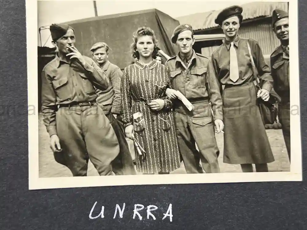 US WWII PHOTO ALBUM - ENGLAND, FRANCE, GERMANY - NICE! US WWII PHOTO ALBUM - ENGLAND, FRANCE, GERMANY - NICE! US WWII PHOTO ALBUM - ENGLAND, FRANCE, GERMANY - NICE! US WWII PHOTO ALBUM - ENGLAND, FRANCE, GERMANY - NICE!