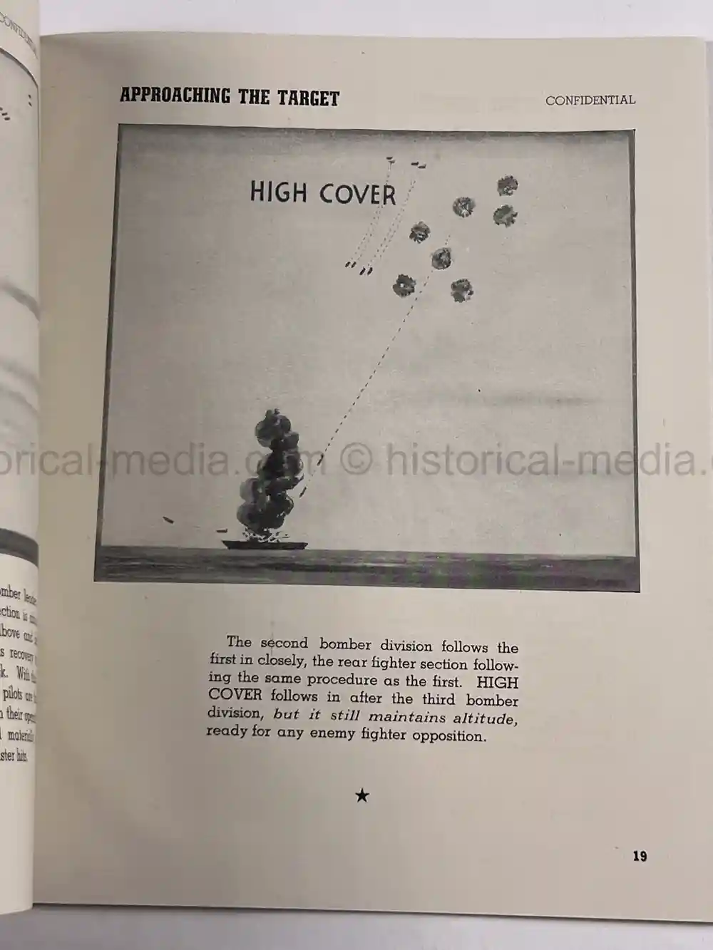 WWII ERA BOOK - NAVY - FIGHTER ESCORT: FIXED GUNNERY AND COMBAT TACTICS SERIES NO. 6