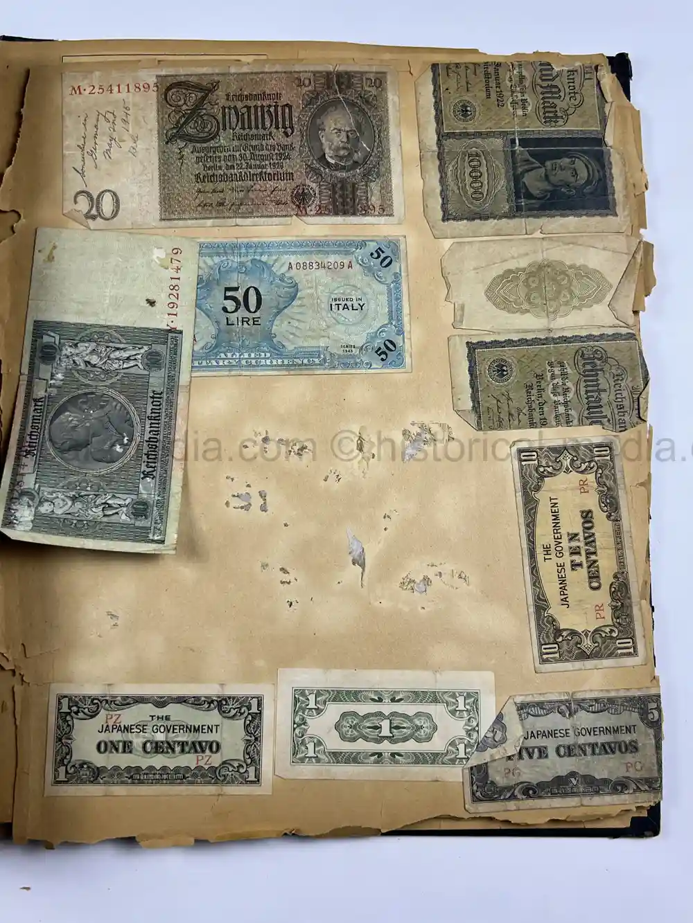 US WWII GI'S PHOTO ALBUM - 16th ARMORED DIVISION - GERMAN INSIGNIA