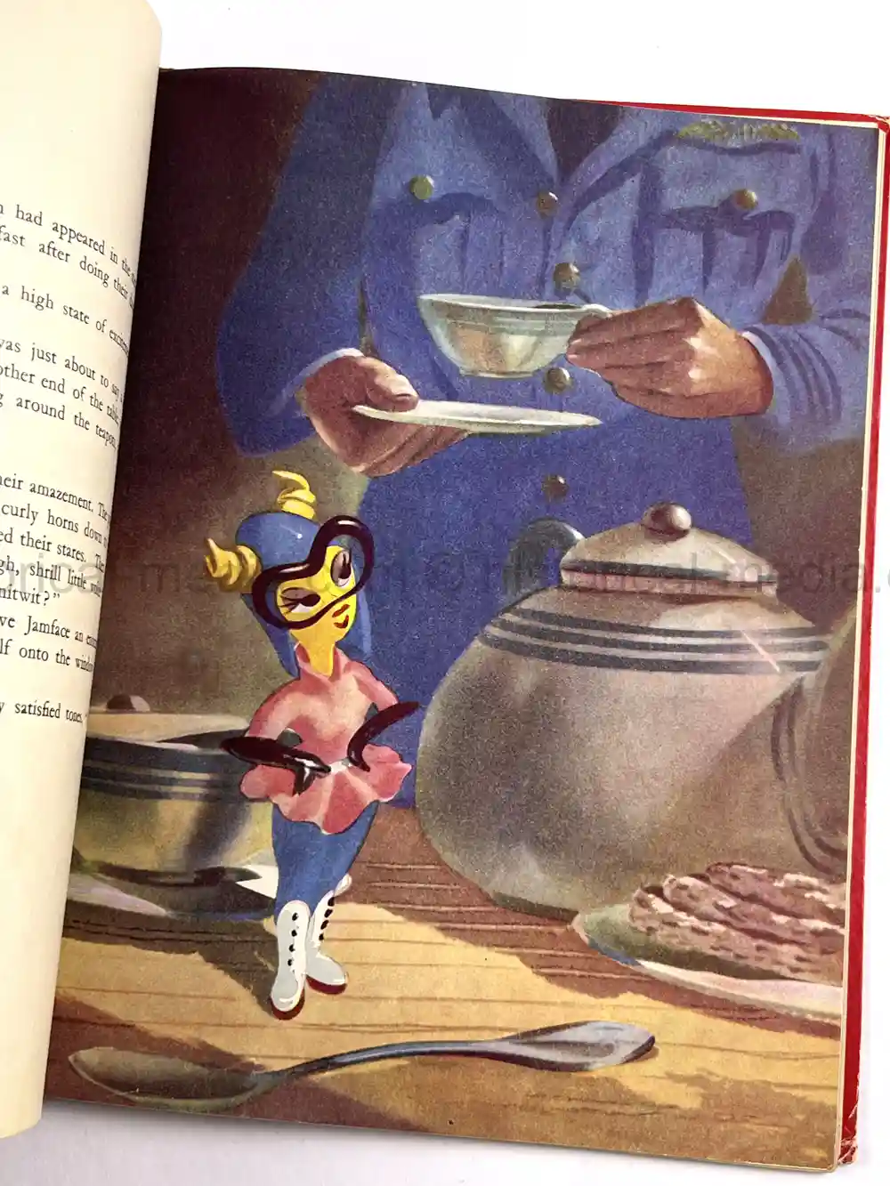 RARE FIRST EDITION WARTIME DISNEY BOOK - THE GREMLINS by ROALD DAHL
