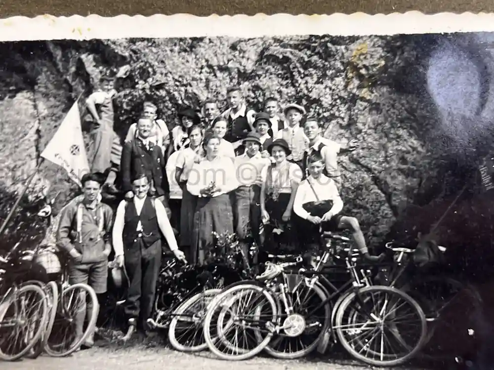 GEBIRGSJÄGER & NÜRNBERG RALLY PHOTO ALBUM - HITLER PHOTOS