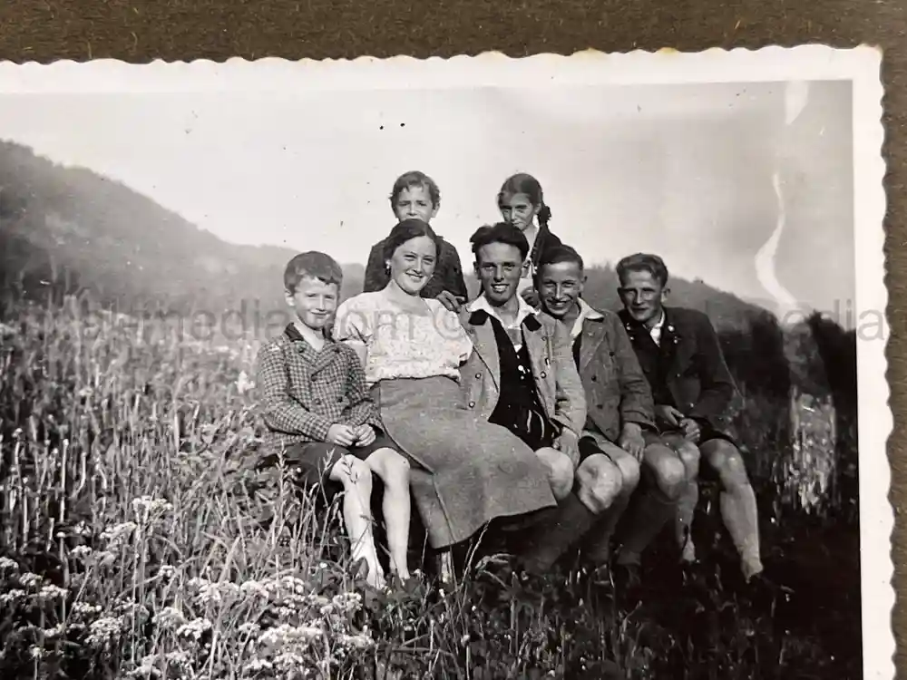 GEBIRGSJÄGER & NÜRNBERG RALLY PHOTO ALBUM - HITLER PHOTOS