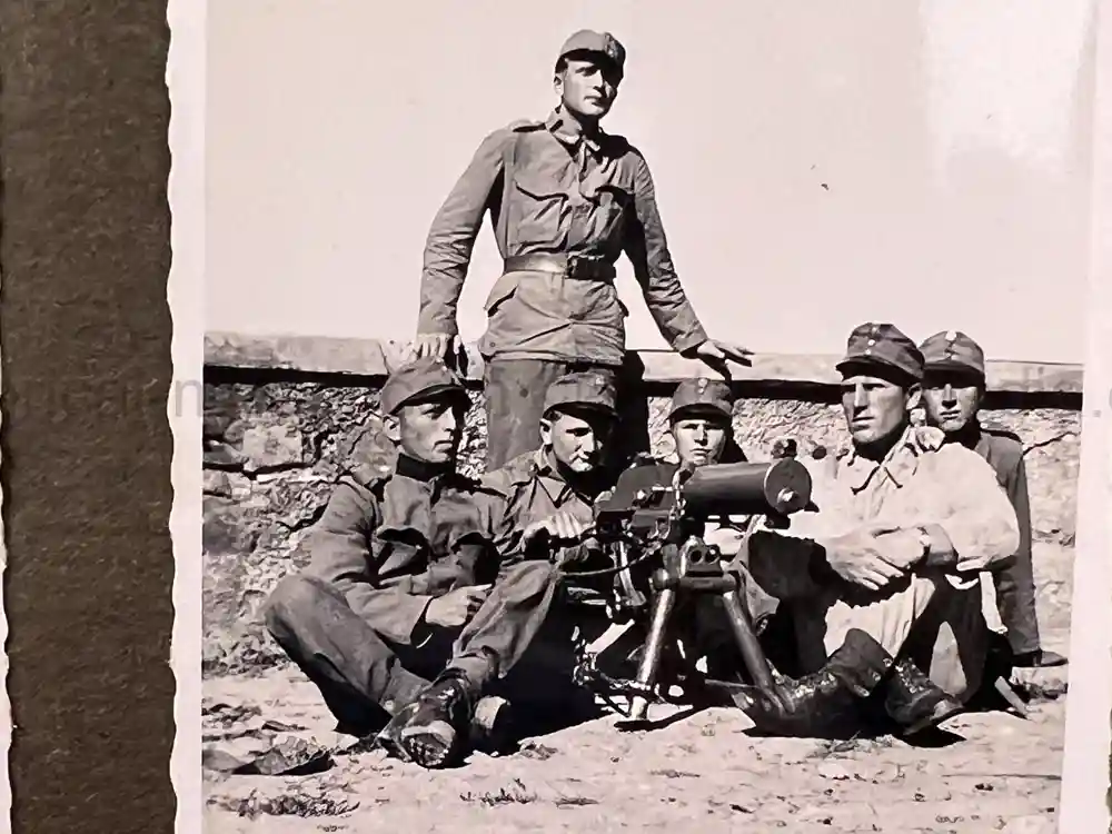 GEBIRGSJÄGER & NÜRNBERG RALLY PHOTO ALBUM - HITLER PHOTOS